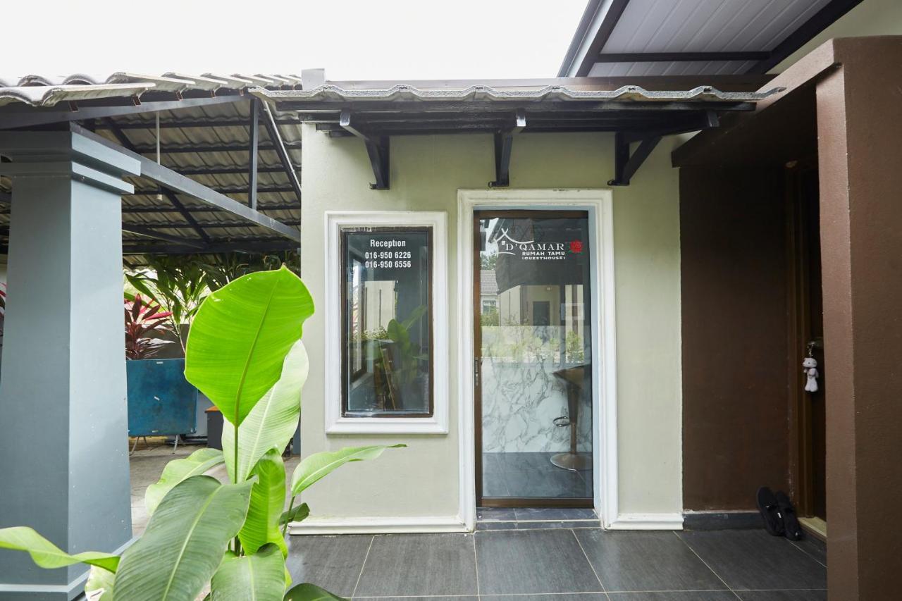 D' Qamar Guesthouse Kuantan Bagian luar foto